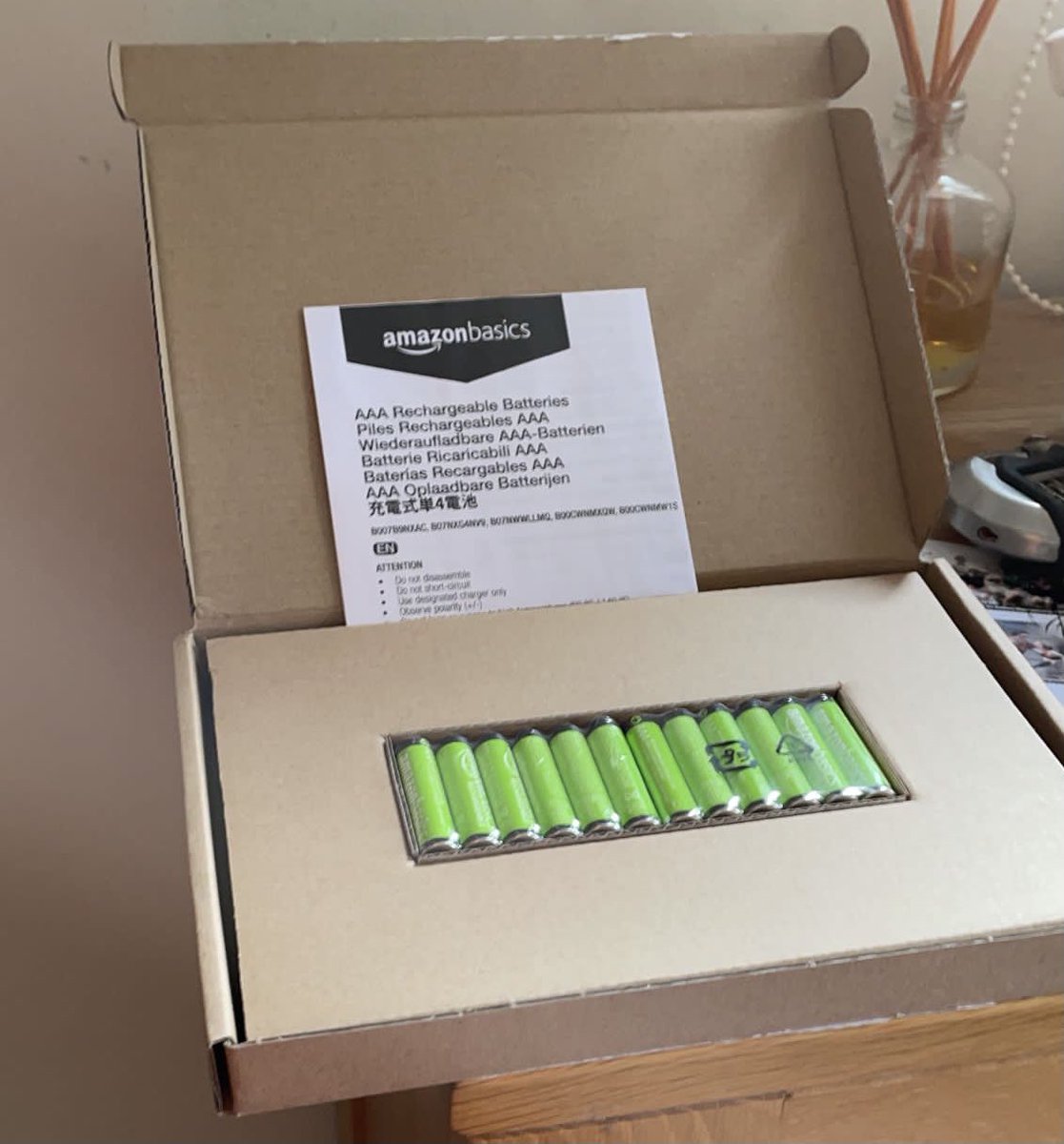 iamWilliamKing's tweet photo. Hi @AmazonUK - a heads up on the voluminous amount of airfilled cardboard packaging used for - batteries 😱
You must have hundreds of talented #packtech experts - perhaps a "Reduce to the Max" approach might be considered?
Will be talking about this 👇
https://t.co/J6ID6hLBYu https://t.co/olBaCdk2KG