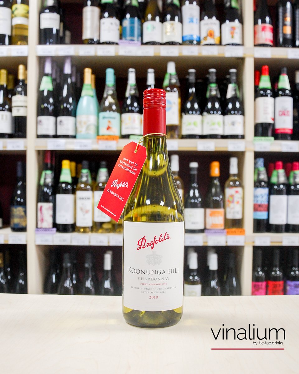 Vinalium1's tweet photo. Koonunga Hill es un #Chardonnay australiano de la bodega @penfolds muy sabroso con notas marcadas de melón, albaricoque y limón. Genial para ir mano a mano con #pastas cremosas, #risottos y salmón. Puedes venir a buscarlo en una de nuestras tiendas. 🍷 https://t.co/I4n0ediBYv
