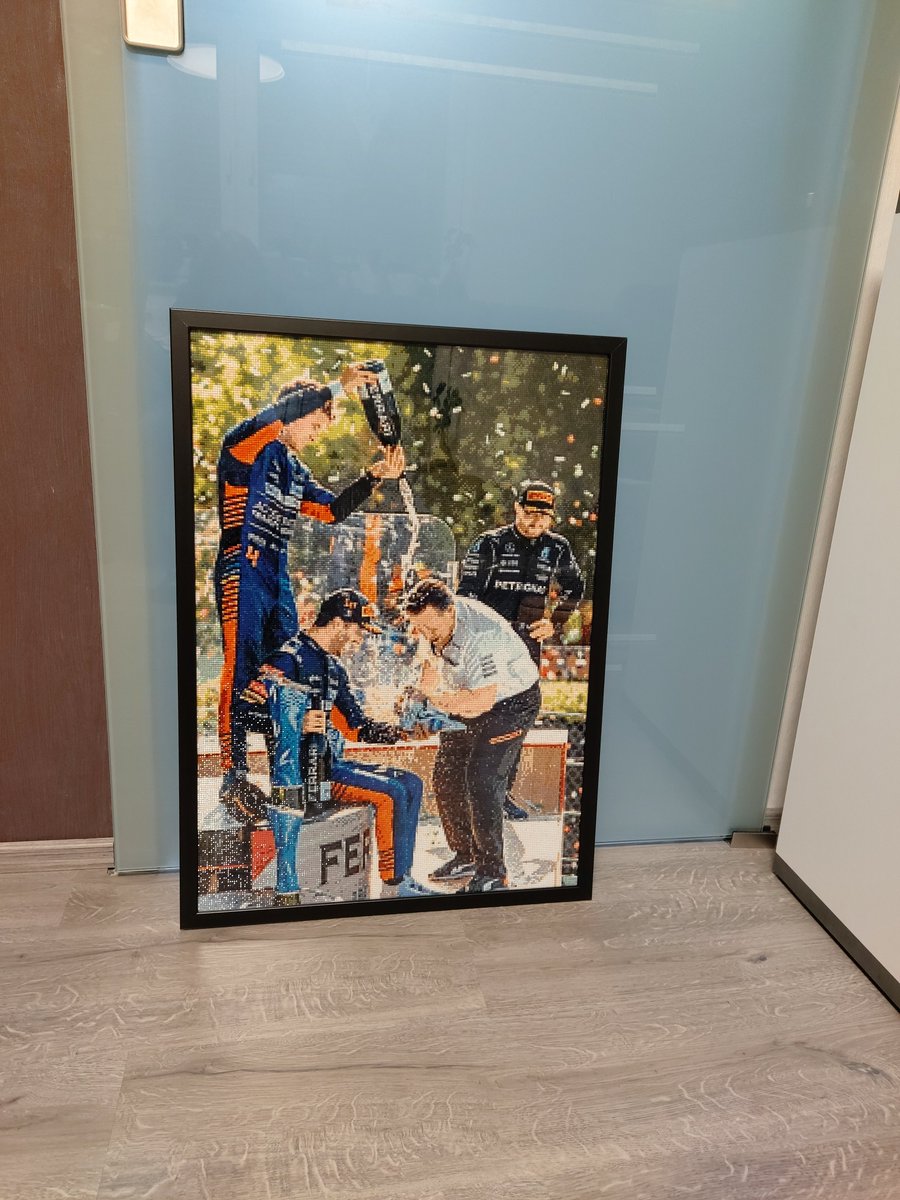 sunpunkt's tweet photo. "IT'S MCLAREN AND RICCIARDO TO WIN THE ITALIAN GRAND-PRIX. LANDO NORRIS COMES HOME TO MAKE IT A 1-2!"🧡

@danielricciardo @McLarenF1 @LandoNorris @ZBrownCEO @MercedesAMGF1

(It took 34 days,94 hours total working time,60.000 little diamond beads&amp;60 colours to complete it.50x75cm) https://t.co/jBoAn8qFm0
