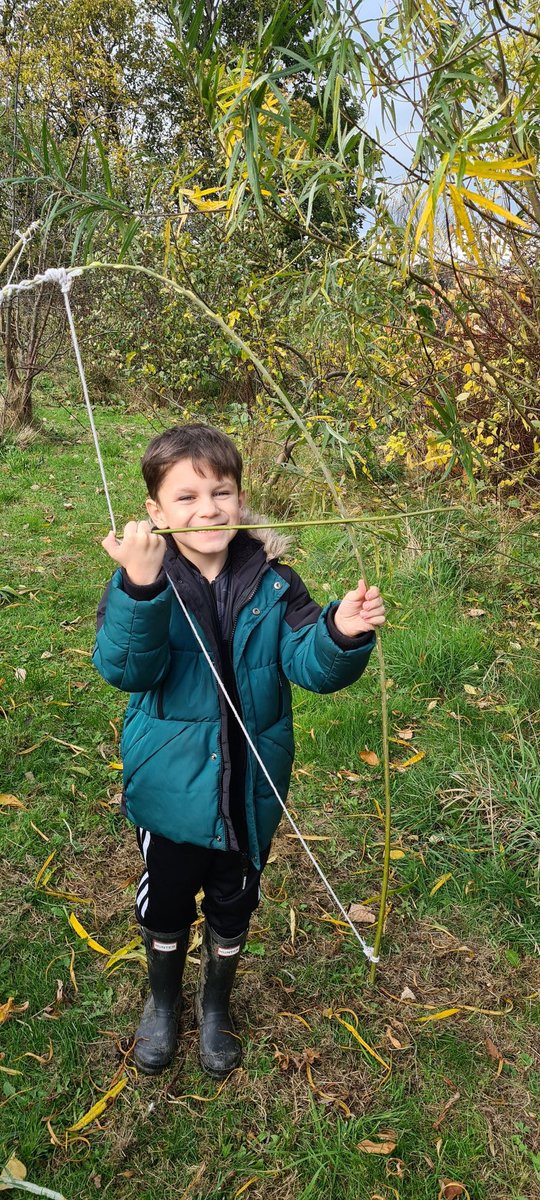 DeltaGreengates's tweet photo. After finishing our Stone Age shelters, #year3GG have made bows and arrows πΉ ready for our hunting and gathering this afternoon! #teamGGforestschool #teamGGhistory #TeamGG https://t.co/tdzRPdwllV