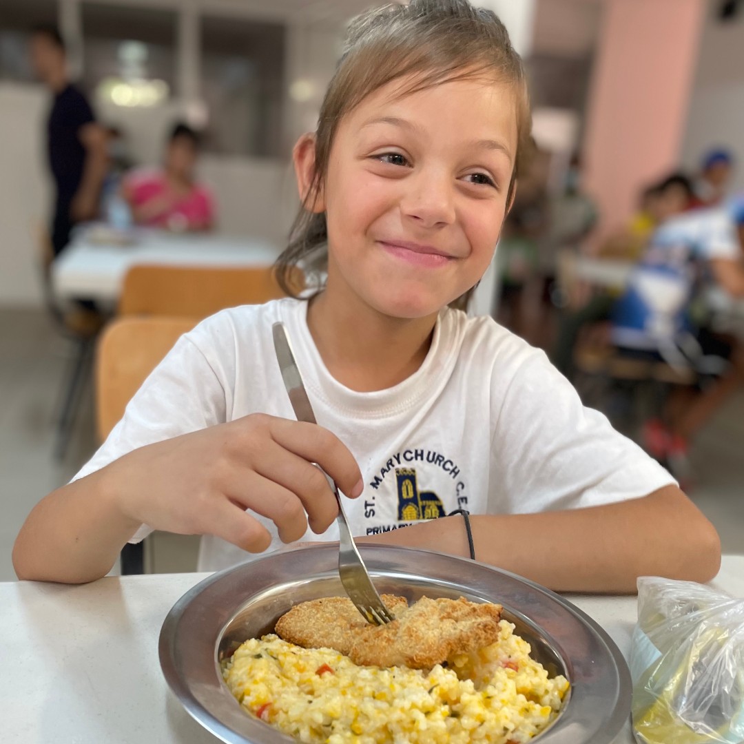 Project__Ruth's tweet image. More than 25,000+ meals are served in the Ruth School kitchen to keep our students strong and focused as they #learntoachieve!