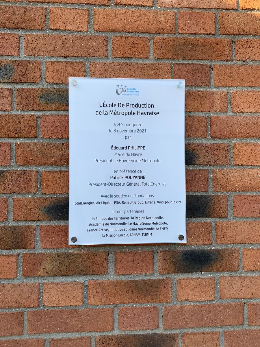 Near Le Havre🇫🇷, the French Federation of Production Schools (@ecoleproduction) inaugurated yesterday a new school specialized in sheet metal work, with the support of the #AirLiquideFoundation. Read more about our partnership. 👉 fondationairliquide.com/en/new-way-equ…