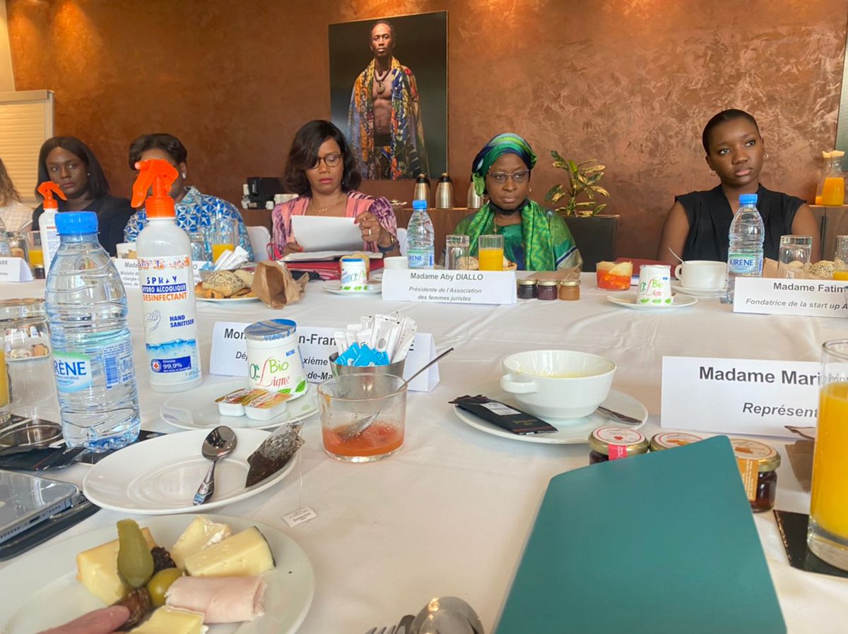 Equipop (@equipop_ong) on Twitter photo La question d'<a href="/Equipop/">Equipo P</a>: quel niveau d’implication des associations/mouvements #féministes ds le suivi des engagements post <a href="/GenEgaliteFR/">Forum Génération Égalité</a>? Il a été décidé en présence d’<a href="/1ElisaMoreno/">Élisabeth Moreno</a> de la rédaction collaborative d’1 feuille de route nationale pr la mise en œuvre des engagements! La question d'<a href="/Equipop/">Equipo P</a>: quel niveau d’implication des associations/mouvements #féministes ds le suivi des engagements post <a href="/GenEgaliteFR/">Forum Génération Égalité</a>? Il a été décidé en présence d’<a href="/1ElisaMoreno/">Élisabeth Moreno</a> de la rédaction collaborative d’1 feuille de route nationale pr la mise en œuvre des engagements!