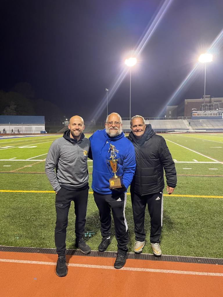 FCDELCO2's tweet photo. Shout out to #fcdelcocoach #jasonluzak (shown holding the trophy π) and #katieedwards of our #fcdelco07girls @ECNLgirls and their @DEastSoc team who won their district championship over the weekend. The cougars were undefeated all season. Good luck in states! #wearethefuture https://t.co/dZpPFaxJg1