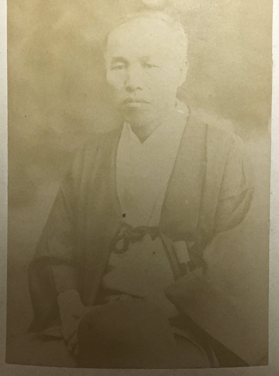 新たな大隈重信の写真を入手できた！😍💕
着物姿にシルクハット、キリッとした顔でポーズを決める大隈さんかっこいい😭