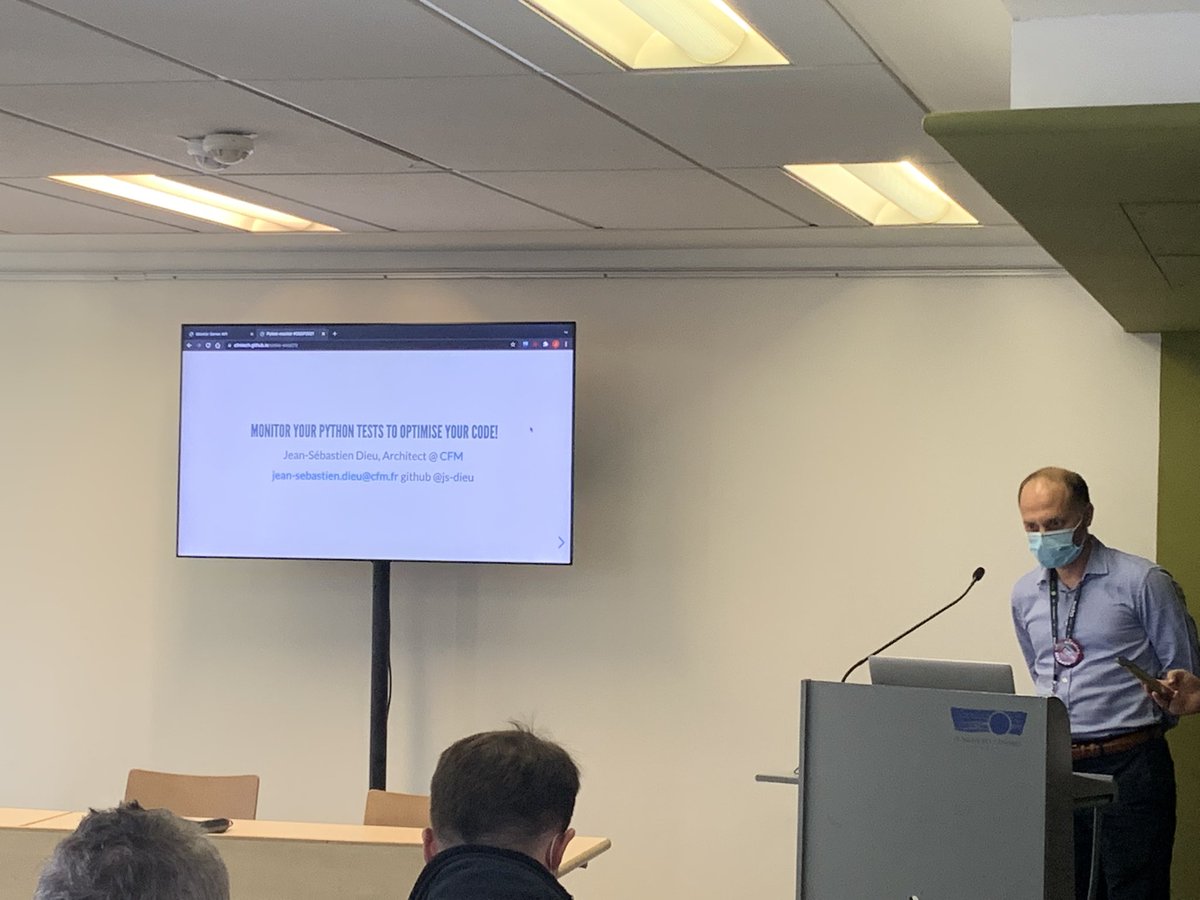 YannHirou's tweet photo. Commencez le profiling de votre code python en monitorant l’evolution des ressources consommées pendant vos tests ! @DieuSebastien présente pytest-monitor https://t.co/3Bn0JvGBbd à @OSXP_Paris #OSXP2021 #CFMtech https://t.co/j7gOonoL5E