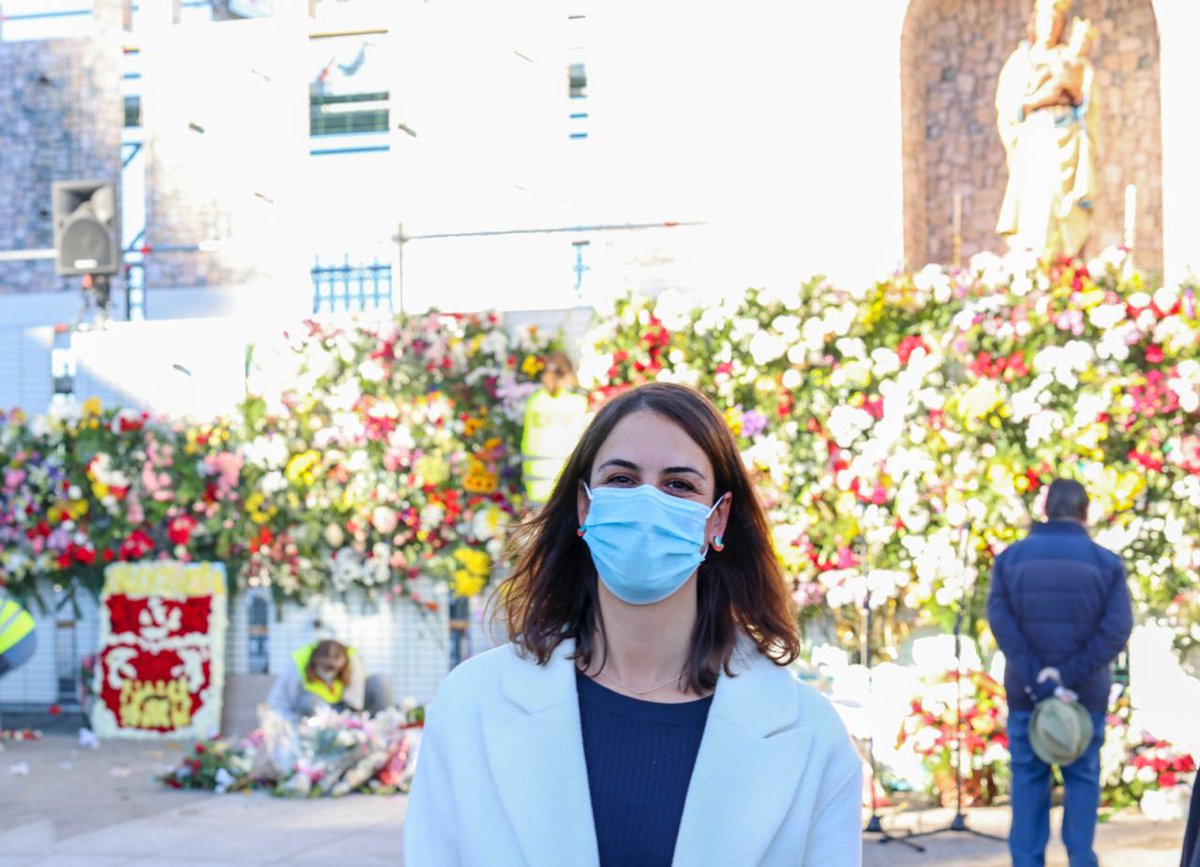 Rita_Maestre's tweet photo. En la Almudena, pidiendo alegría para Madrid, que nos hace mucha falta después de un año y medio muy duro💐 https://t.co/1E83UxCKWR