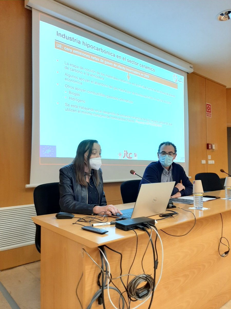 <a href="/LHypobrick/">Life Hypobrick</a> mostró la circularidad y la sostenibilidad en la industria ladrillera en el Info Day del día 04/11 enmarcado en nuestras acciones de difusión. Más de 35 representantes de empresas acudieron y decenas de personas estuvieron conectadas.
#LIFEHYPOBRICK #sostenibilidad