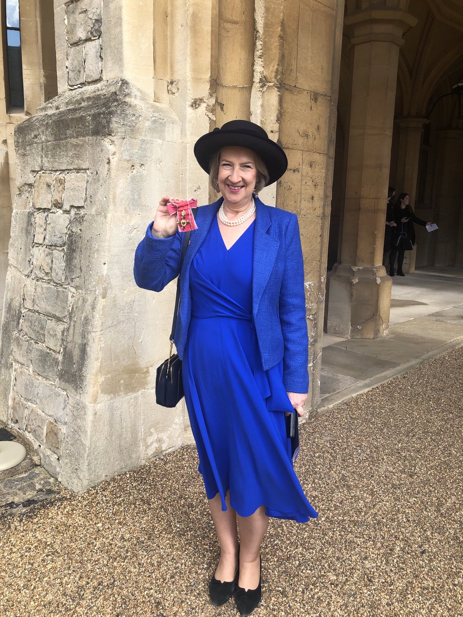 SukeyCameron's tweet photo. Honoured to have received the OBE today, for “services to the  people of the Falkland Islands”, from HRH The Duke of Cambridge at Windsor Castle. ⁦@FalklandsGov⁩ ⁦@FalklandsinUK⁩ ⁦@RoyalFamily⁩ ⁦@KensingtonRoyal⁩ https://t.co/mJywrJyEip