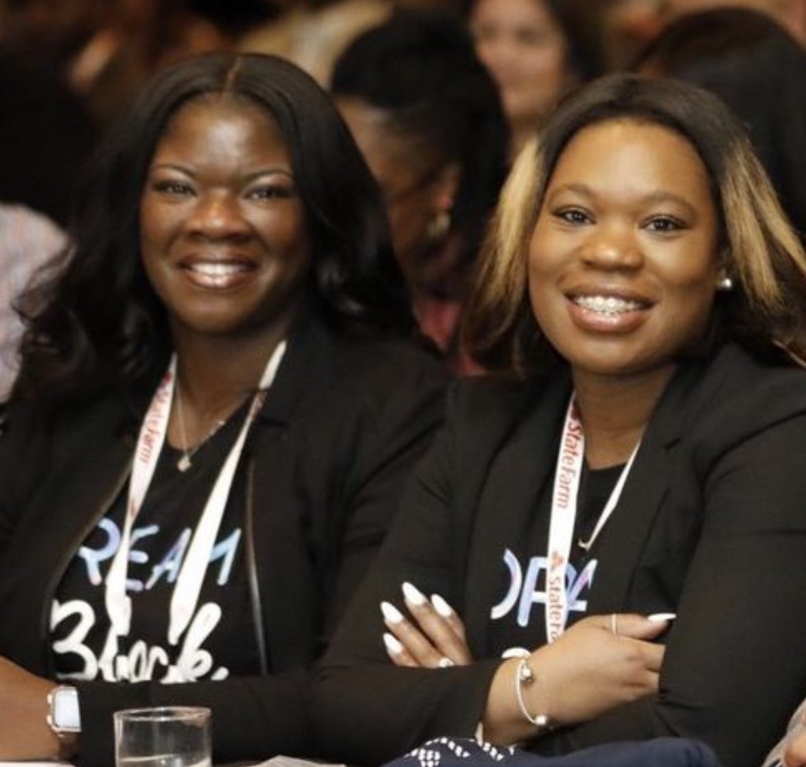 Mrs Corporate tweet media