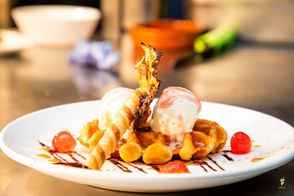 finchercreative's tweet photo. "Stressed is desserts spelled backwards." - Unknown 
You should try @ekhayabarandgrill dessert!
📸 @finchercreatives 

#ekhayabarandgrill #instagood #african #africanfood #foodlovers #yummyfood #birmingham #swets #dessert https://t.co/Q4YOxW614m