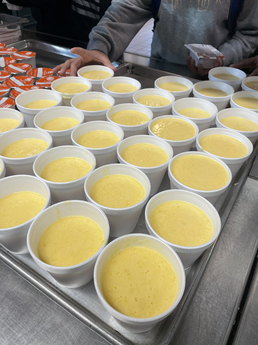 Freshly made Mango Smoothies as a fruit for breakfast today! @cms_grizzlies