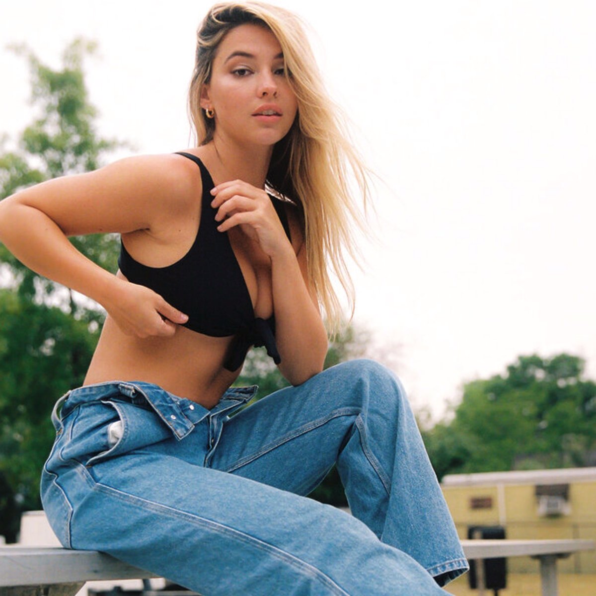 omg, she’s so beautiful! pic.twitter.com/i9lnXzEIJg. 