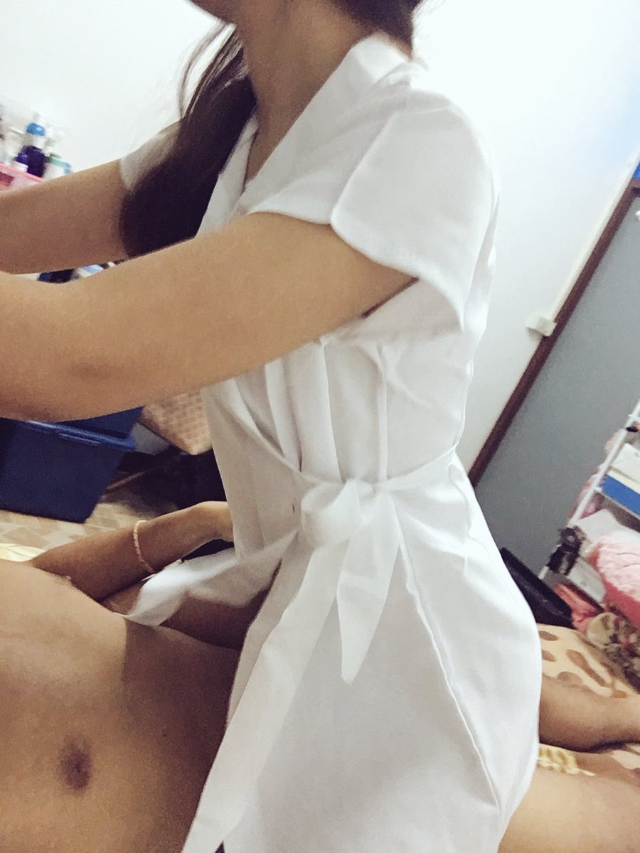 我姐比我性瘾还大，说准备洗澡去了，换完衣服马上过来脱掉我的内裤坐上来骑马马了