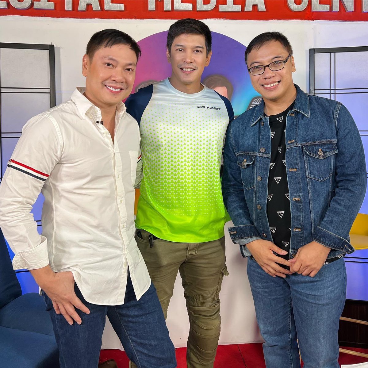 iamtonico's tweet photo. Thank you @adrian_alandy for joining us tonight on The Mel and Toni Show ♥️ happiness talaga ♥️
#family #themelandtonishow #grateful #friends #angsaya #AdrianAlandy https://t.co/majgFzKovd
