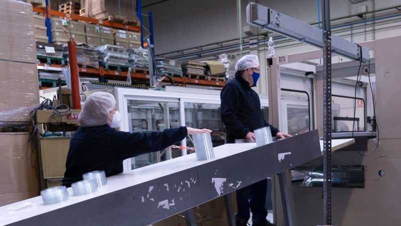 fpicarral's tweet photo. 👉 En Arapack nuestro principal activo son nuestros trabajadores y trabajadoras, su capacitación y formación, con amplia experiencia en diseño y fabricación dentro de los sectores del #termoconformado y madera.
https://t.co/XYSqYPPw85 https://t.co/LezAD1gKQA