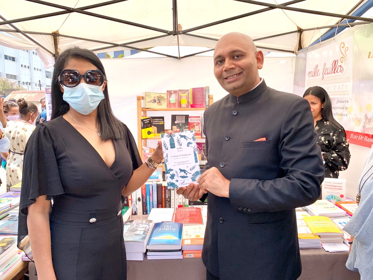 IndembTana's tweet photo. Ambassador Abhay Kumar attended the opening of #Book Fair by Hon’ble Minister of Communication and Culture of Madagascar H.E.  
@LalatianaAndri2 today at the National #Library of #Madagascar https://t.co/T5g4Ph73VP