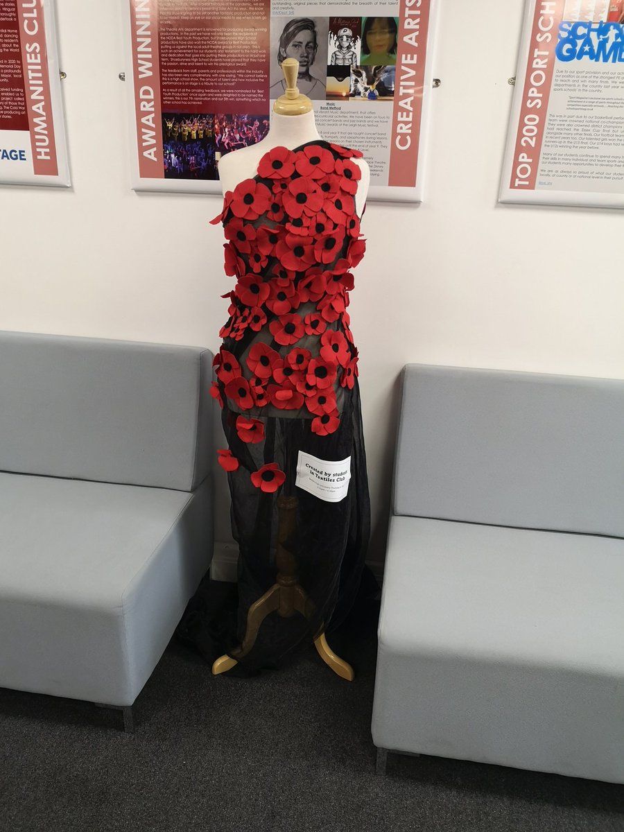 Stunning work by the Textiles Club. #proudofyourselves #RemembranceDay