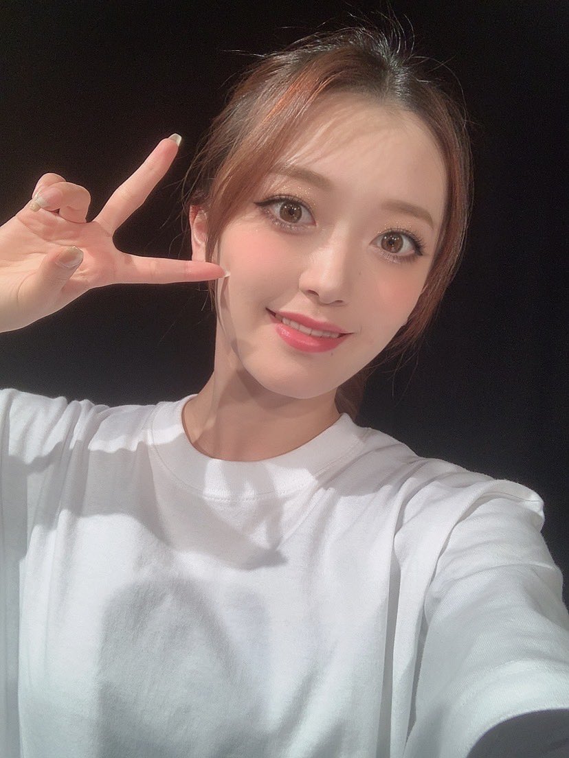 _OSG_official_'s tweet photo. 明日は久々のライブです🎤✨
『チケドリ02』大塚Deepa
無銭💸+d2🥤イベントです♪
出演:18:50〜19:10
物販:並行物販19:15〜20:25
久々すぎて3人揃った写真がないので
みんなの最近自撮りで‼️🤣💕
大塚Deepaさんにてお待ちしてます💗
#OneSideGame
#ワンサイドゲーム https://t.co/mQ8RV9pLva