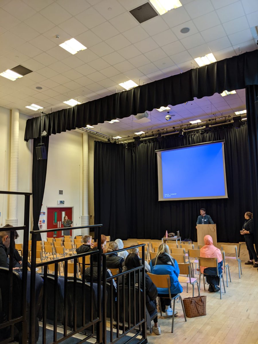 Bradley Stoke CS tweet media