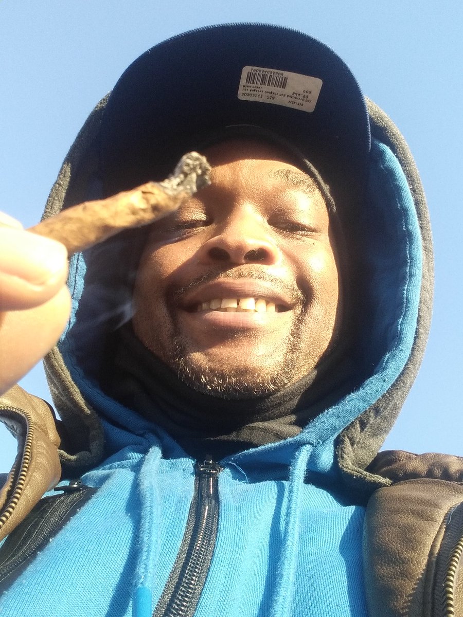 LARRYIRBY tweet media