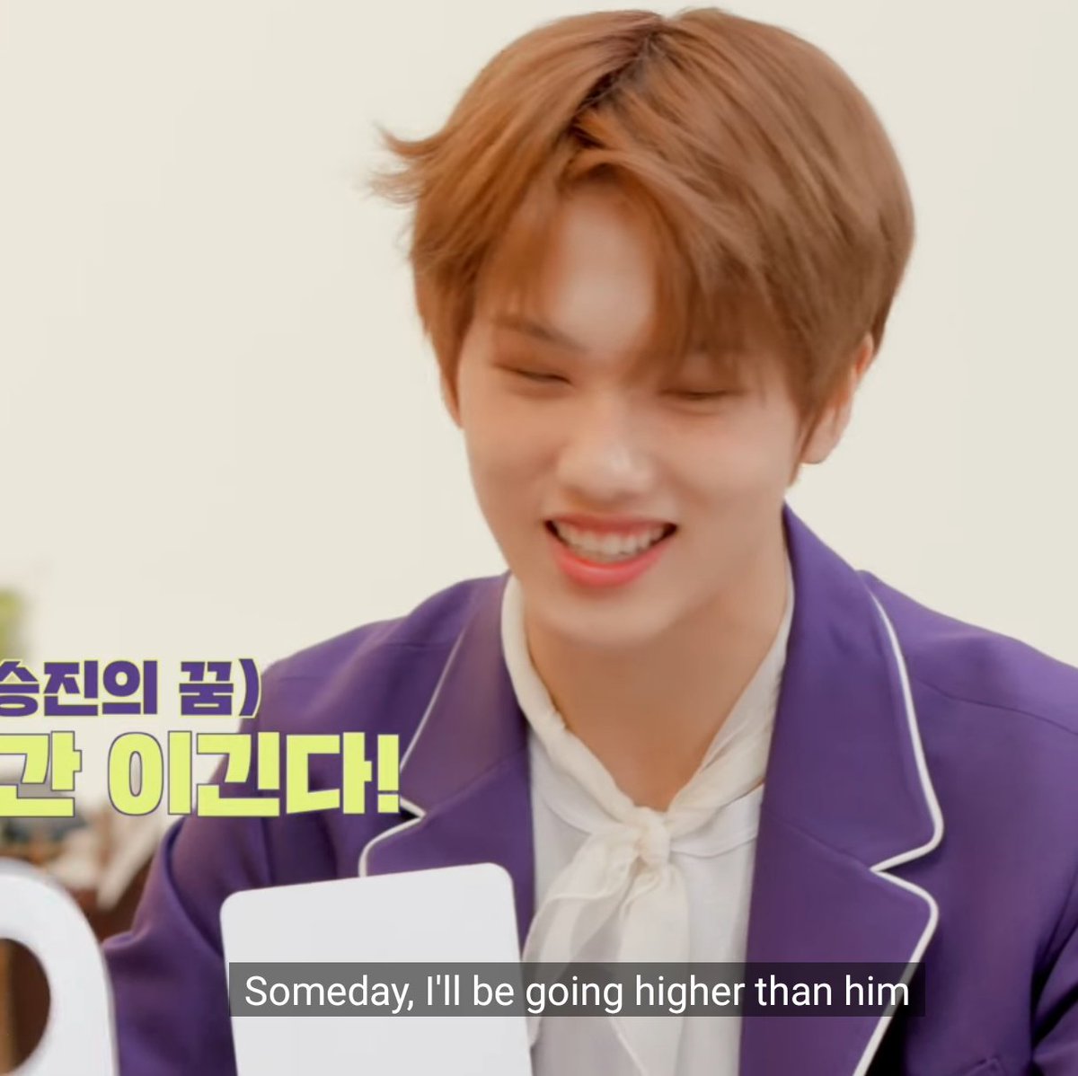 renminbar's tweet photo. jisung: someday, I'll be going higher than him (the hotel manager)

jeno: https://t.co/H5Wk6dIwGL