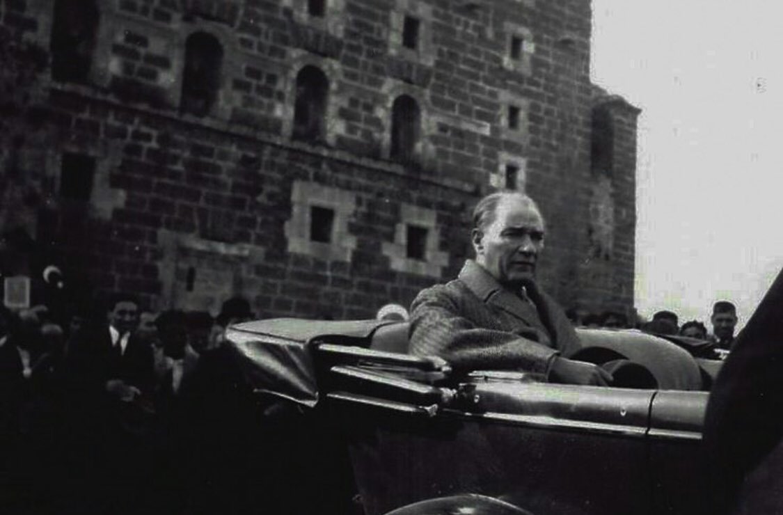 Gösterdiğin yolda, senin izinde !
Son Kasım’a kadar…#10Kasım