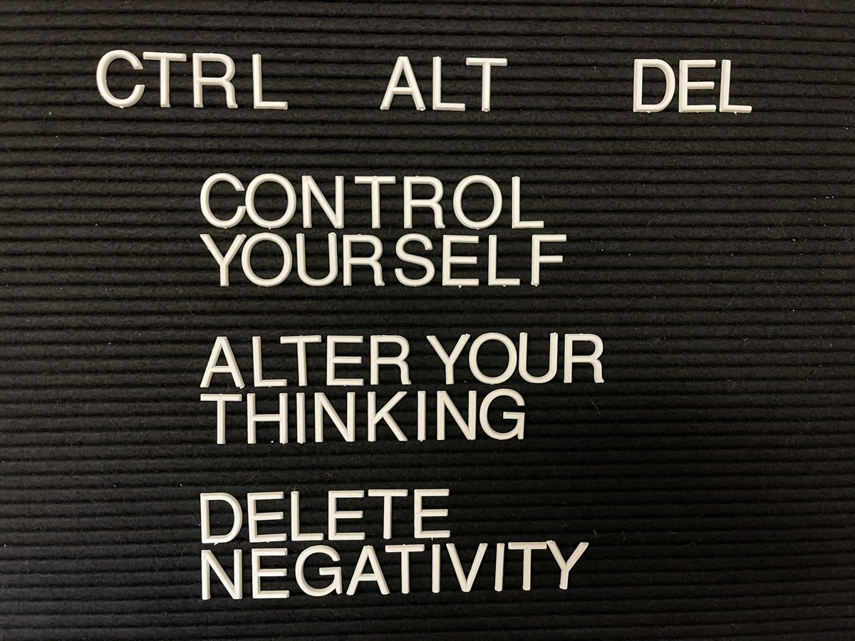 Shelly Mowinkel tweet media