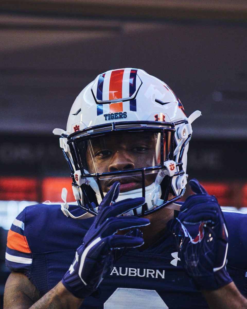 MikeyWallin's tweet photo. Under Armour x Auburn Football https://t.co/jL5H87ban3