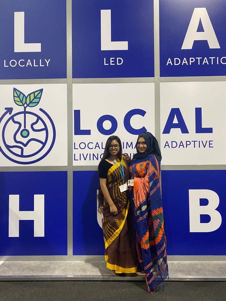 anika_sumaiya's tweet photo. Speaking at the #LLA hub on' From a vast vanishing riverine landscape: tales of #uncertainty, #resilience, and transformarion through visual stories and narratives.@ICCCAD
@Tapestry_T2S @shibajibose1 #LLA  #COP26Glasgow @COP26 @MityMahmuda @SaleemulHuq https://t.co/bSpmsXbFqT