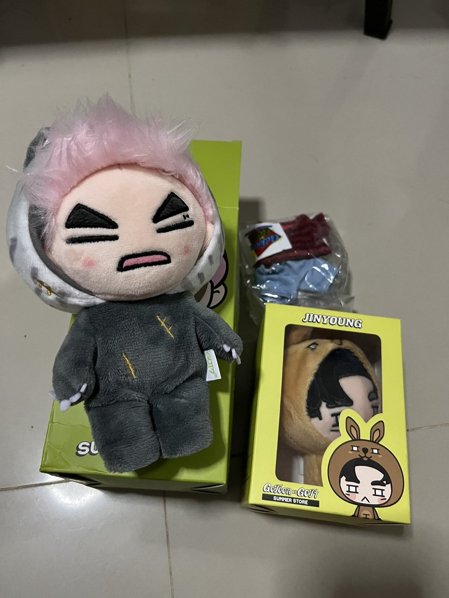 theploy096's tweet photo. แม็กเน็ตจินยอง600รวมส่ง gotoonแจบอมพร้อมชุดสัตว์1200 ไม่เอาชุด900รวมส่งค่ะ #ตลาดนัดอากาซ่ #ขายของสะสมกัซ #ขายของสะสมgot7 #ตลาดนัดgot7 https://t.co/CJmEQzO9PO