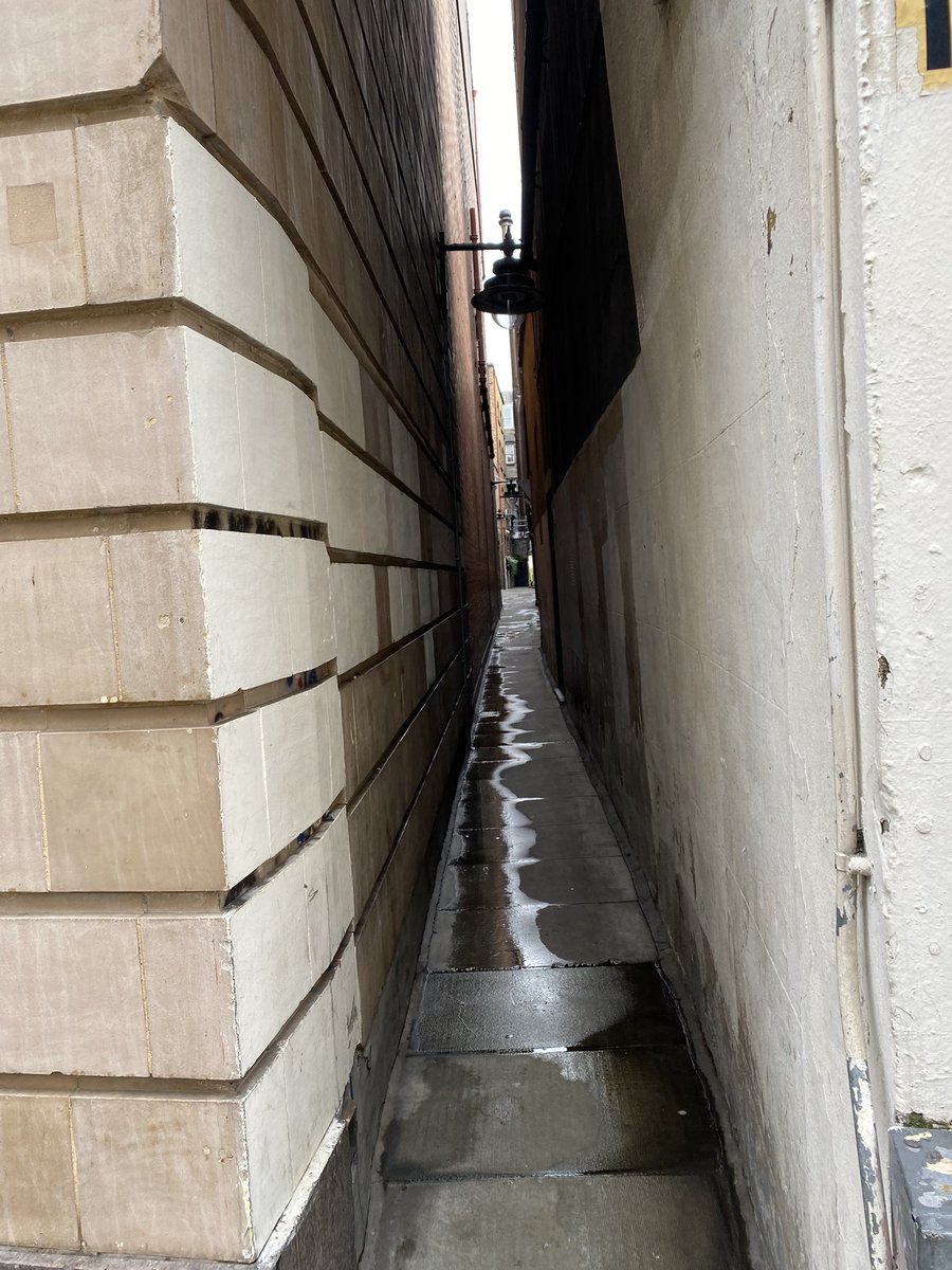 London Pub Guru tweet media