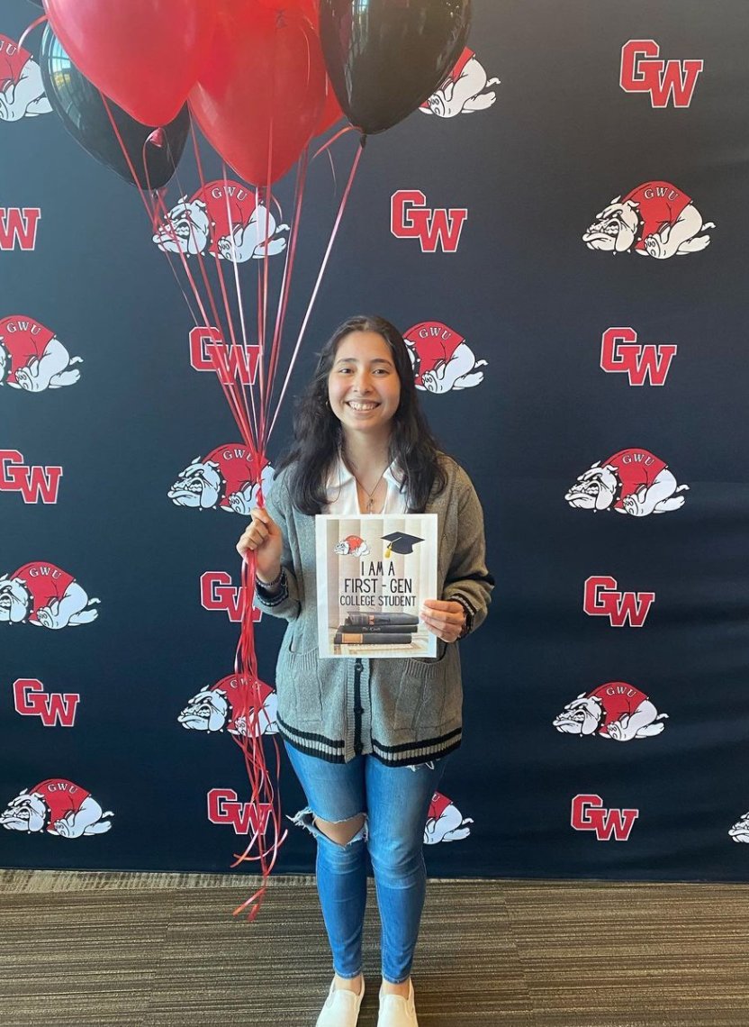 gardnerwebb's tweet image. Yesterday we celebrated our students on #firstgenerationday. We are proud of you! 🎈