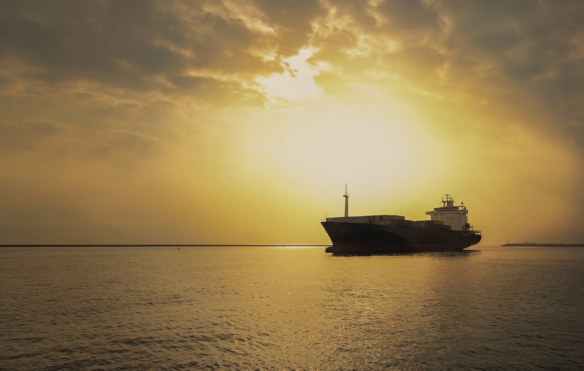 StormGeoShip's tweet photo. In June, the IMO adopted new CO2 regulations for existing ships, including the #Carbon Intensity Indicator (#CII) rating. Join this free webinar to learn how to prepare for, manage and improve your CII rating.

Register to join live or receive a recording: https://t.co/upTqKlKQMX https://t.co/45bniaky1b
