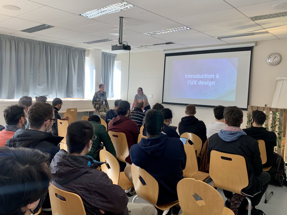 SFEIR_Live's tweet photo. Après Nantes, 2ème round pour @SabrinaKOESSLER et @jadechabaro avec leur atelier d’initiation a l’UX Design 👩‍💻🎨 https://t.co/Eecg0vLrsj