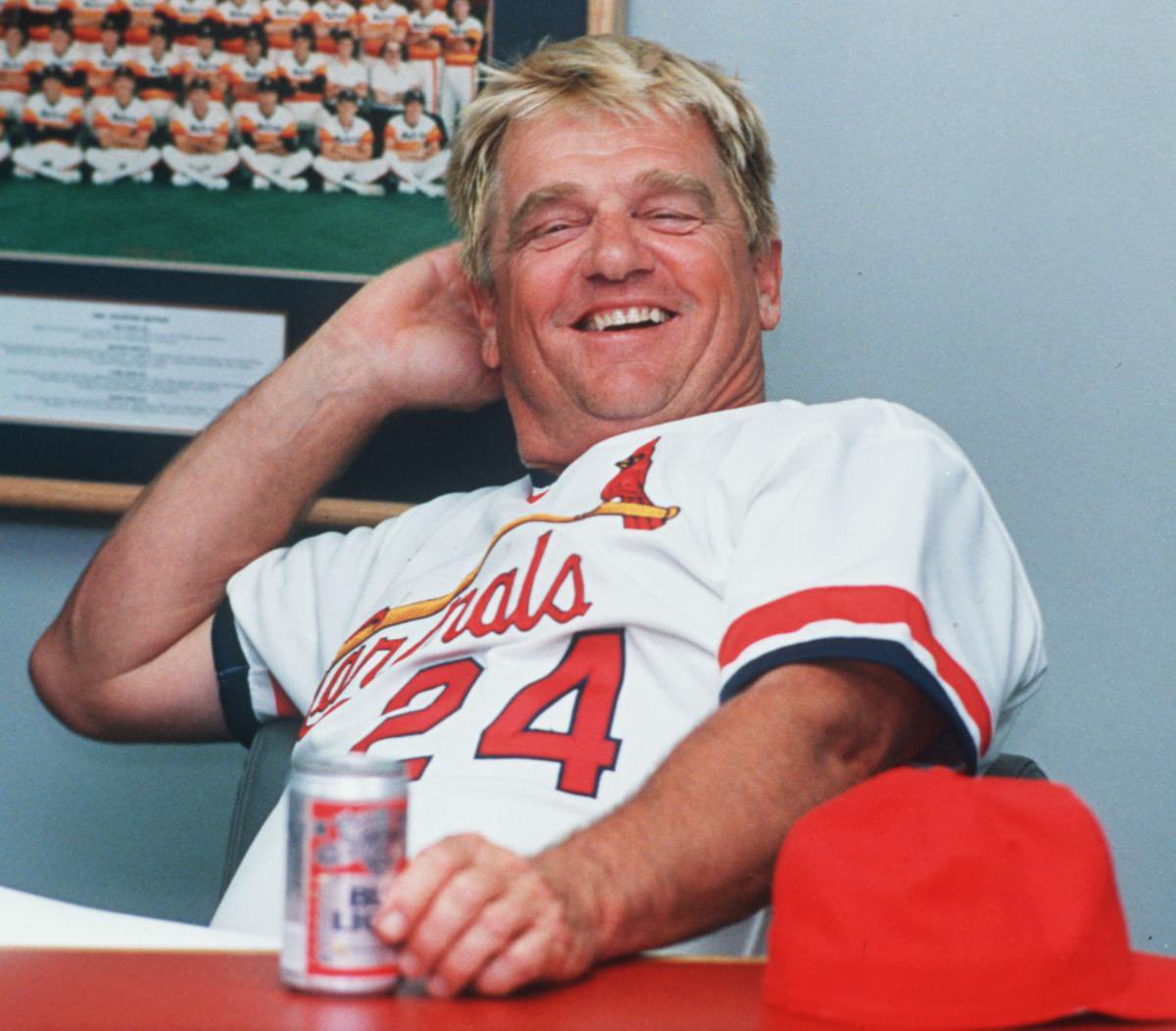 Happy 90th Birthday to the 2nd oldest living Hall of Famer, Whitey Herzog!   