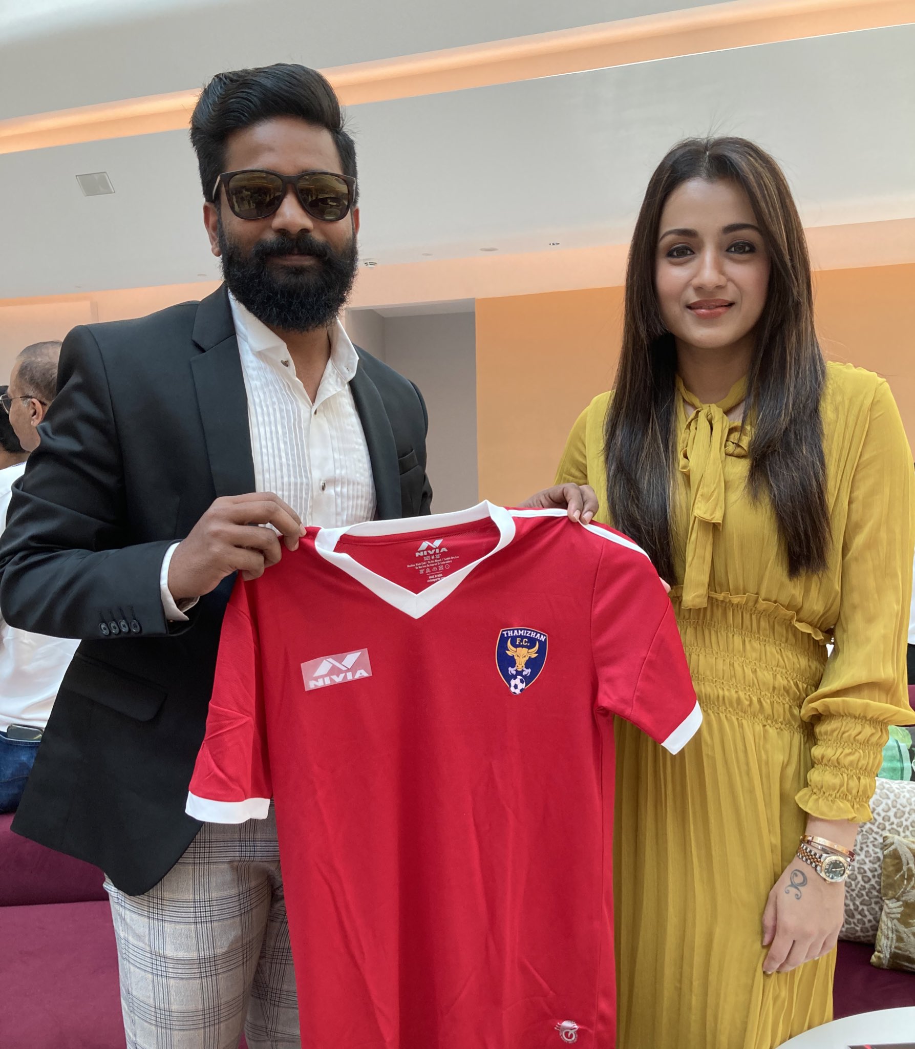 FDwYPZ6X0AAbuIy?format=jpg&name=large