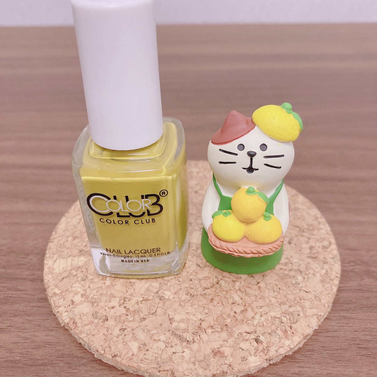 hata_modoki_'s tweet photo. 2021/11/9
苦手と思った千鳥格子から使用。
ワタシ…どうしてムダな挑戦するのかしら🤣
ポリがいい色で良かった☺️
#セルフネイル #セルフネイラー 
#カラークラブ #D280 https://t.co/XF8C6klM1w
