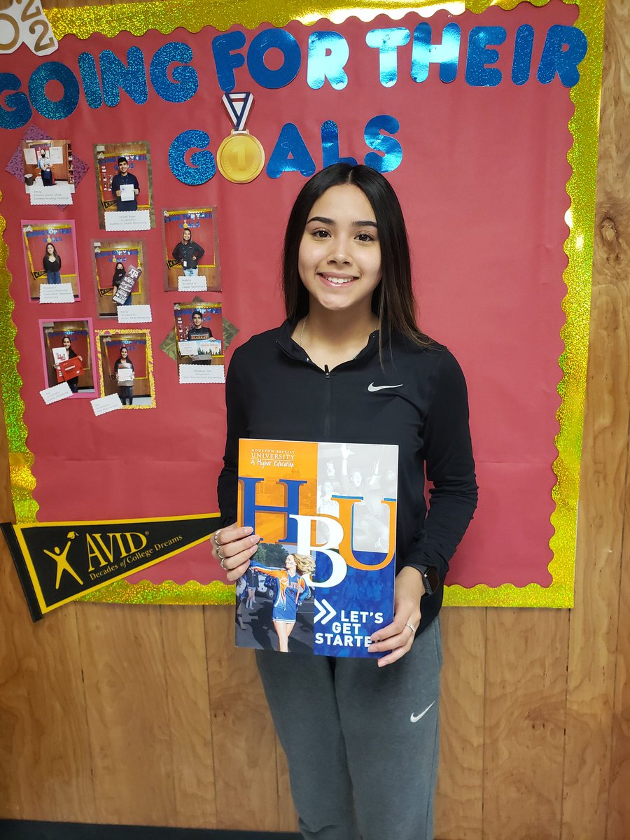 SRHSAVID18's tweet photo. Standing ovation for Alejandra! She has been accepted to HBU &amp; awarded a $72,000 scholarship!! And accepted to Dallas Baptist Univ &amp; a awarded $15,000 scholarship! Such a bright future!!! #srhsavid #avidrocks #nextlevel @SamRayburn_HS @AVID4College @RayburnU https://t.co/xkFizz8ZkT