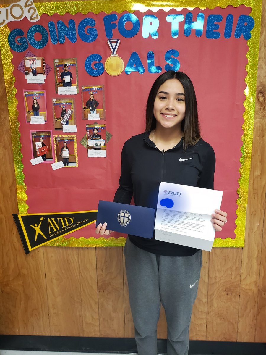 Standing ovation for Alejandra! She has been accepted to HBU &amp; awarded a $72,000 scholarship!! And accepted to Dallas Baptist Univ &amp; a awarded $15,000 scholarship! Such a bright future!!! #srhsavid #avidrocks #nextlevel <a href="/SamRayburn_HS/">Sam Rayburn High School</a> <a href="/AVID4College/">AVID</a> <a href="/RayburnU/">RayburnU</a>