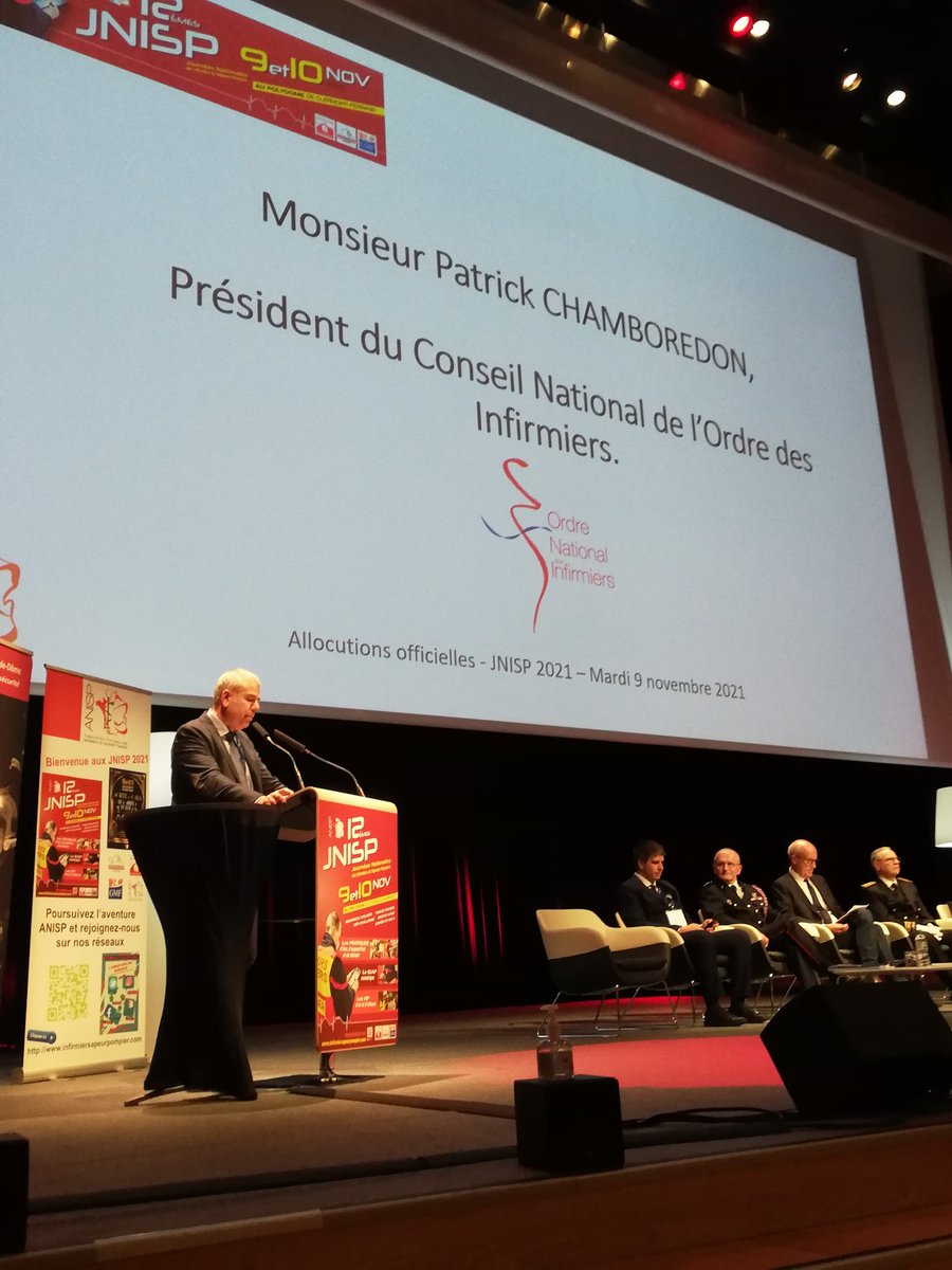 ANISPOfficiel's tweet photo. Merci au Président @OrdreInfirmiers  Patrick CHAMBOREDON pour sa présence et son accompagnement des ISP et des cadres de santé des SDIS.
@SDIS_63 @udsp63 @OrdreInfirmiers https://t.co/g5nwArZZhR
