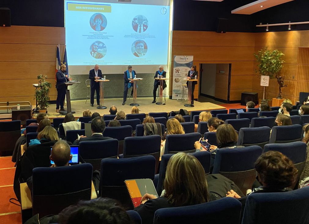 CCI Aisne (@cciaisne) on Twitter photo 📷 En direct de #HumanDayPicardie : table ronde avec Olivier Jacob Président #CCI #Aisne, Frédérique Macarez Présidente <a href="/AggloStQuentin/">Agglo du Saint-Quentinois</a> & Maire <a href="/a_saint_quentin/">Saint-Quentin</a>, Jean-Michel Bertonnet Président <a href="/mefstq/">Itinéraire Emploi</a> et <a href="/rigaud_laurent/">Laurent Rigaud</a> <a href="/HautsdeFrance/">Région Hauts-de-France</a> Président <a href="/CMA_HdF/">CMA Hauts-de-France</a>. Echanges sur enjeux #RH 📷 En direct de #HumanDayPicardie : table ronde avec Olivier Jacob Président #CCI #Aisne, Frédérique Macarez Présidente <a href="/AggloStQuentin/">Agglo du Saint-Quentinois</a> & Maire <a href="/a_saint_quentin/">Saint-Quentin</a>, Jean-Michel Bertonnet Président <a href="/mefstq/">Itinéraire Emploi</a> et <a href="/rigaud_laurent/">Laurent Rigaud</a> <a href="/HautsdeFrance/">Région Hauts-de-France</a> Président <a href="/CMA_HdF/">CMA Hauts-de-France</a>. Echanges sur enjeux #RH