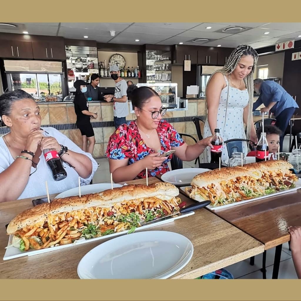 industry_bakery's tweet photo. The Fully Loaded Gatsby
#industrybakery #gatsby #gatsbyweekend #Jozi #jozirestaurants #jozihalaal #halaal
#friends2family https://t.co/vIAEJTM5d1