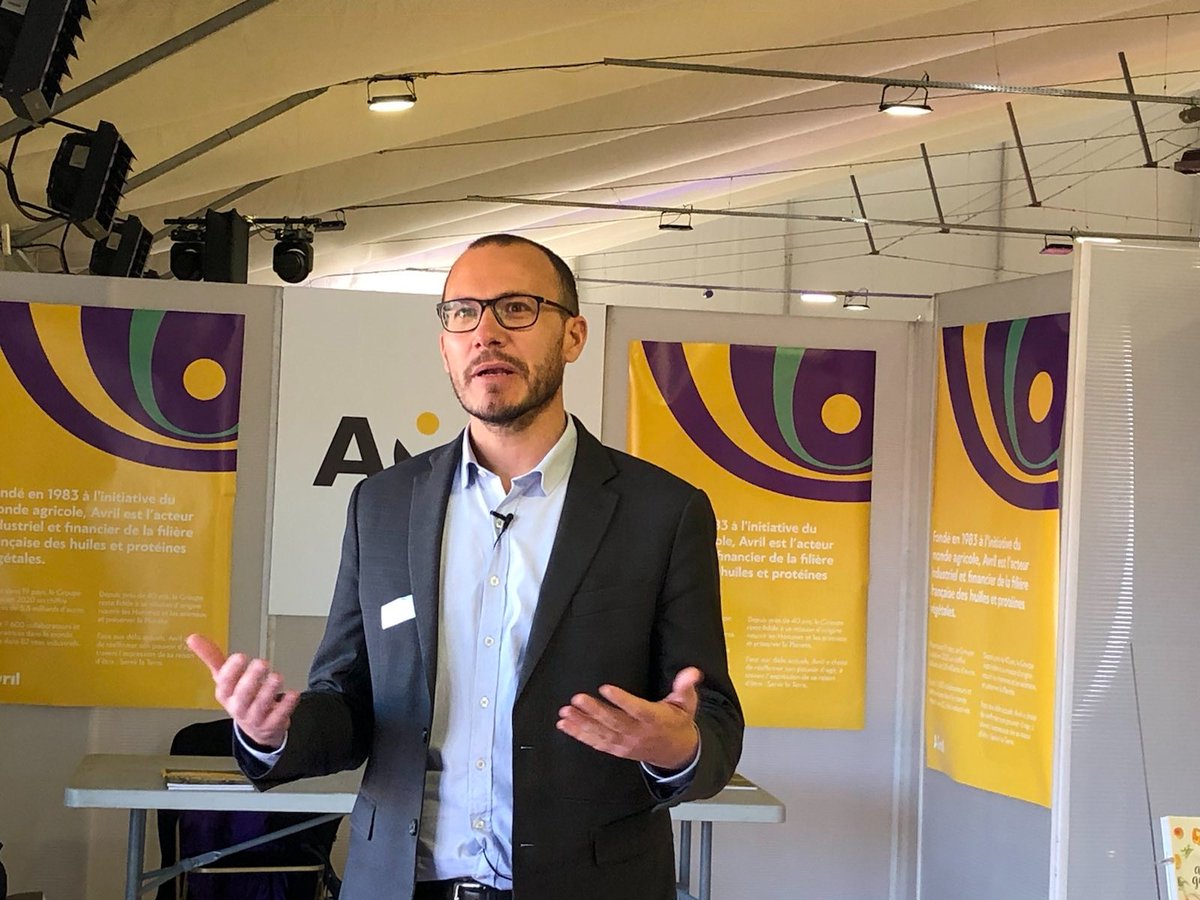 nvaulty's tweet photo. @OAgrifood renouvèle un moment d’échanges entre les acteurs de la filière #AgriFood. Les intervenants d'@Avril ont pris la parole dans les ateliers  sur le bien-être animal et la contractualisation ainsi que lors de pitchs sur le climat et les métiers.
#WeAreAvril #OpenAgrifood https://t.co/t1QwUh1FIy