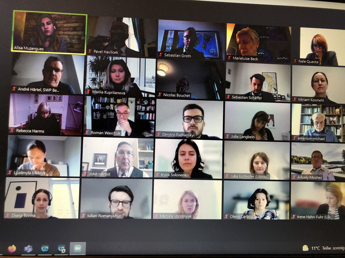 planungsstab's tweet photo. Today kick-off of workshop series on #Ukraine, in cooperation with @LiberaleModerne and number of high level experts and officials from 🇺🇦, 🇨🇿, 🇩🇪, 🇺🇸, 🇫🇷, 🇬🇧, 🇵🇱, 🇱🇹, 🇦🇹, 🇮🇹, 🇫🇮, 🇪🇪, 🇨🇦. Thx to @AlisaRuban and @Pavel_Havlicek_ for first input paper on multilateral fora. https://t.co/tHRpufiPBa