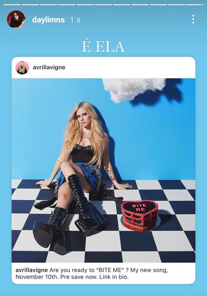 Lbsforever42's tweet photo. A day limns e o ciclopin, comemorando pq a rainha volta amanhã
Avril Lavigne is coming https://t.co/iWXjcubV76