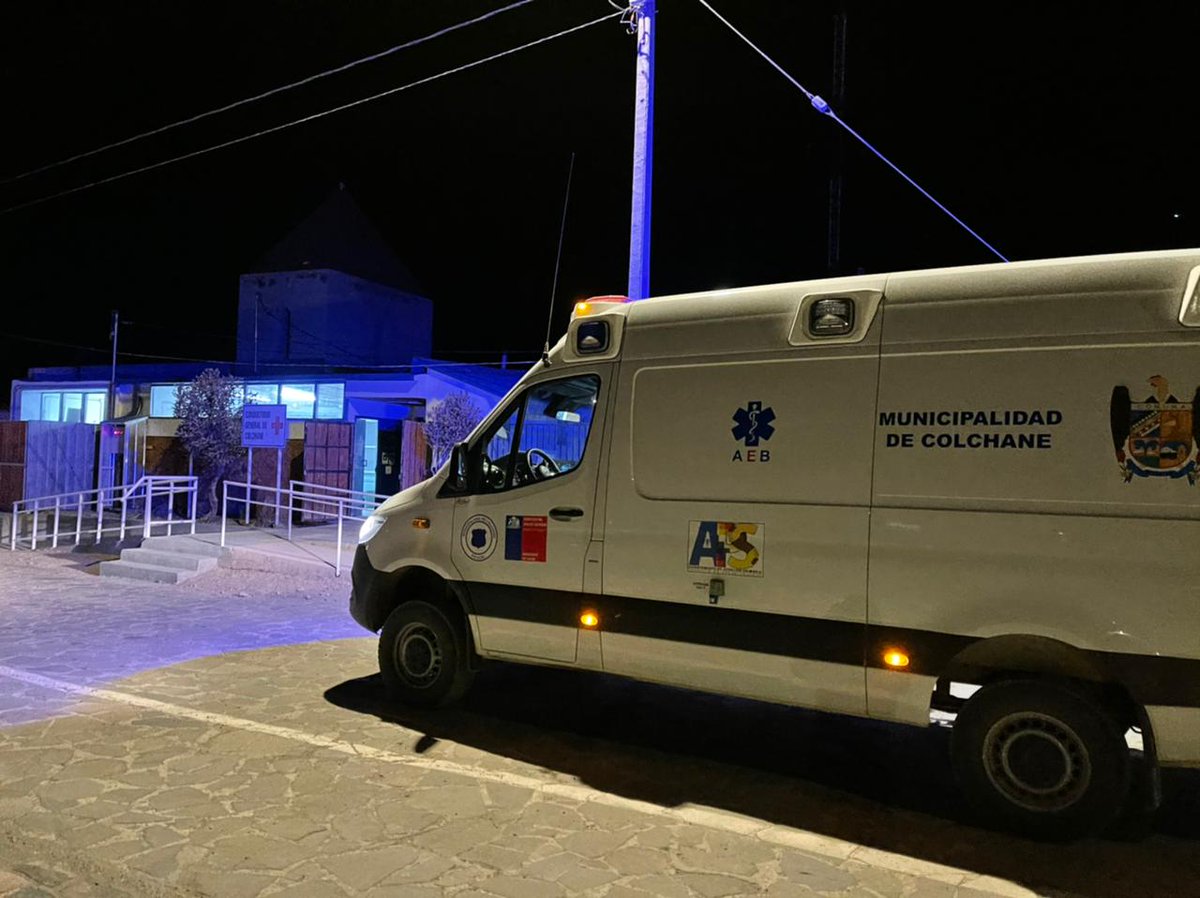 radiopaulina's tweet photo. Desde #Colchane trasladan de urgencia al hospital de #Iquique a migrante venezolano por supuesto intento de suicidio
https://t.co/zZrc0Mfy8D https://t.co/wkWkrTaFZa