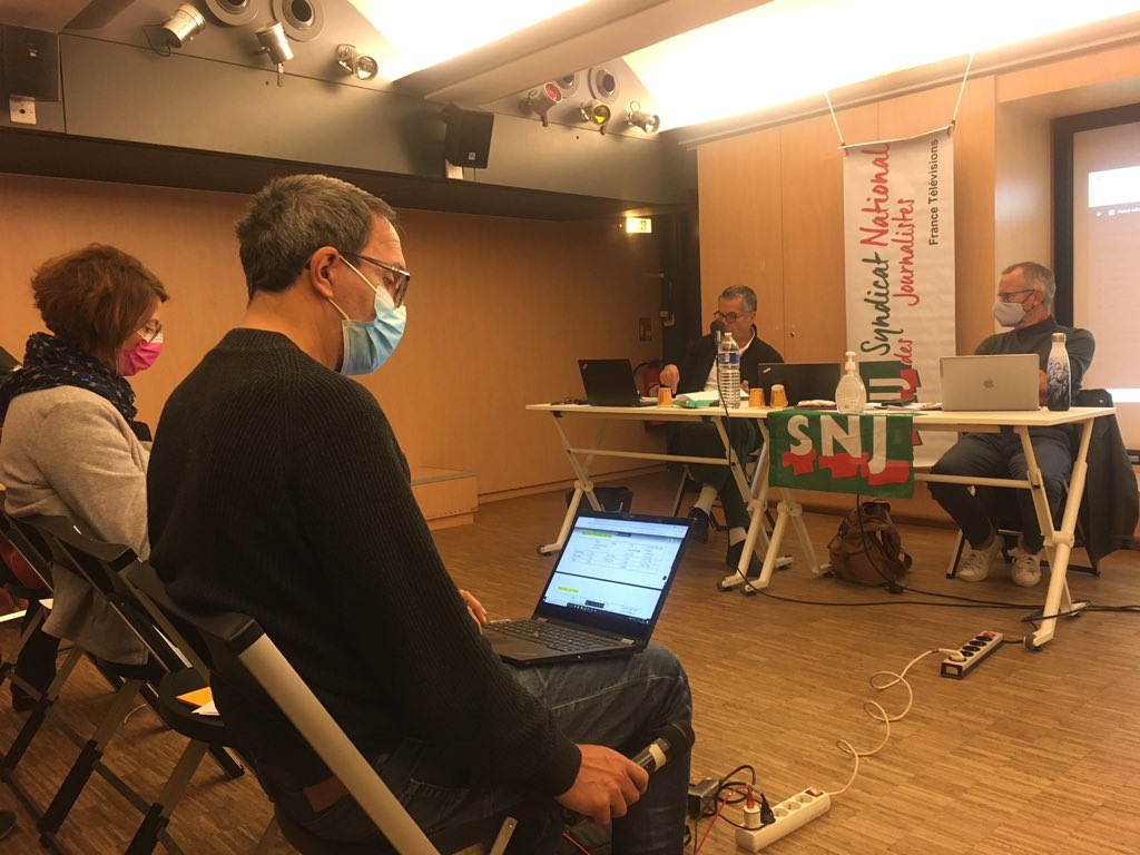 SergeFTV's tweet photo. #AG @SNJ_FTV On parle #représentativité #webfirst entre autre chose ! Photos. @aglleanne #FIAP #Paris14 https://t.co/AVLGdVU5dZ