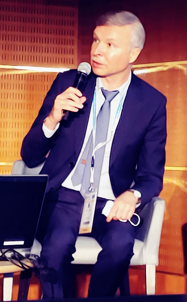 ReseauHetGHT's tweet photo. #SANTEXPO #HôpitalDemain @yannbubien "Je vois 4 grands axes pour l'hôpital de demain : le #territoire, l' #innovation, les #RH et l' #écologie" @CHUBordeaux @parisSANTEXPO https://t.co/IGG6SOiRHA