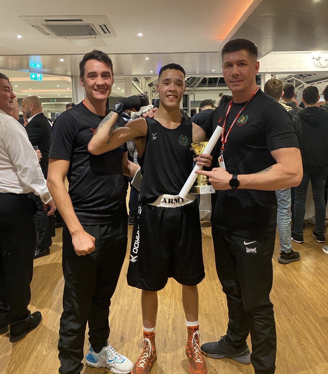 Chez Nihell tweet media